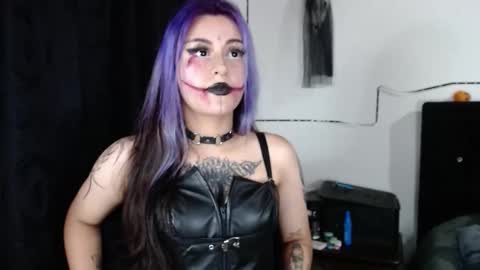 help me 100 hands up my OF is Free  online show from October 30, 10:33 pm