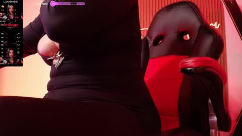 Arianna online show from March 8, 7:18 pm