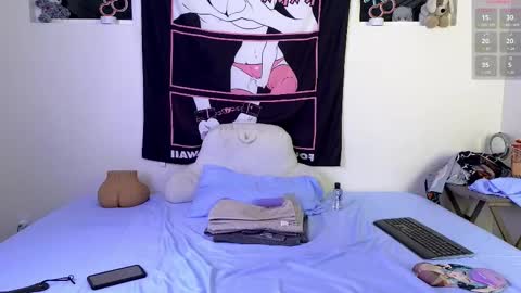 Snapshot of ariannapena chatting on February 19, 9:17 am Arianna Pea online show from February 19, 9:17 am