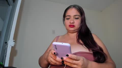 ariela_daltonn online show from October 24, 11:01 pm