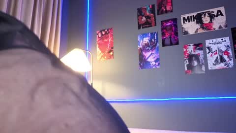 Ariel online show from April 5, 1:54 pm