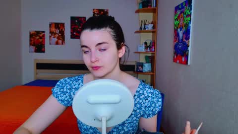 Snapshot of arielstonks_lovee chatting on February 27, 5:56 am arielstonks_lovee online show from February 27, 5:56 am