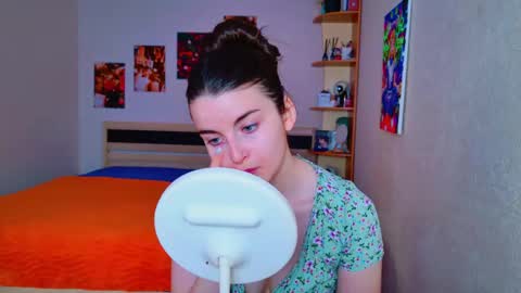 Snapshot of arielstonks_lovee chatting on March 5, 3:08 am arielstonks_lovee online show from March 5, 3:08 am