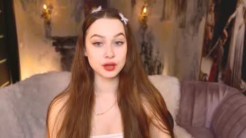 arielsykes online show from February 7, 9:40 pm