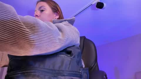  Arianna  online show from February 4, 12:44 pm