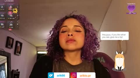 Snapshot of arikatorres chatting on September 24, 4:17 pm Arin online show from September 24, 4:17 pm
