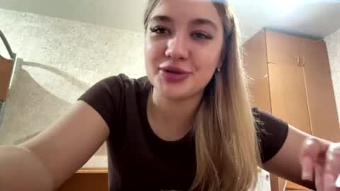 Kate online show from June 20, 9:24 am