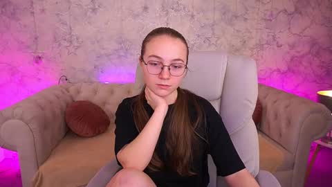 arrinawair online show from February 13, 9:44 am