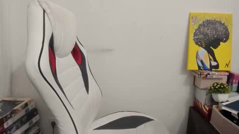 MIA online show from March 7, 9:48 pm