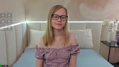 Maree online show from January 17, 1:46 am