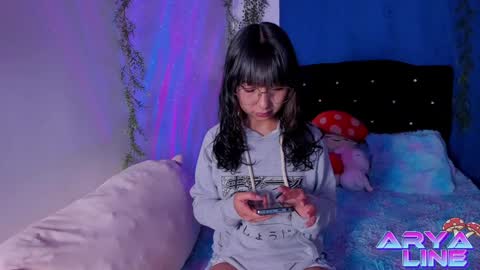 Snapshot of arya_line chatting on February 1, 1:02 am Arys online show from February 1, 1:02 am