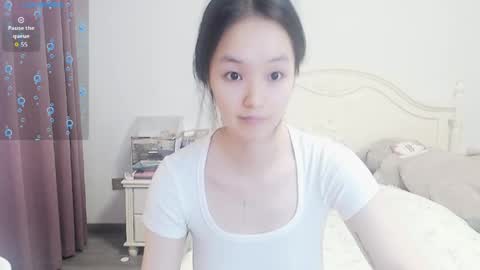 Lily online show from May 31, 3:34 am
