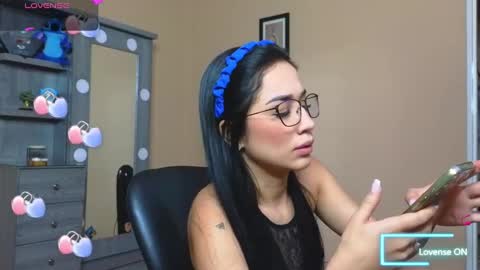 Snapshot of asenaesmee chatting on January 24, 2:51 pm Asena online show from January 24, 2:51 pm