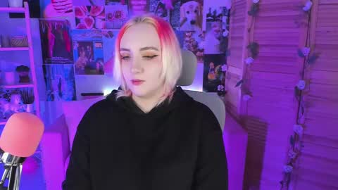 AshleyAshe  online show from February 13, 5:44 pm