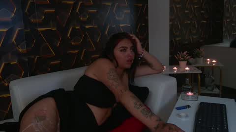 Ashely online show from October 31, 8:24 pm