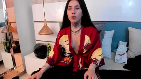 Ashkoreh online show from May 29, 10:19 pm