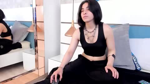 Ashkoreh online show from October 23, 9:32 pm