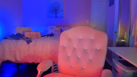 Ashley online show from November 4, 12:04 am