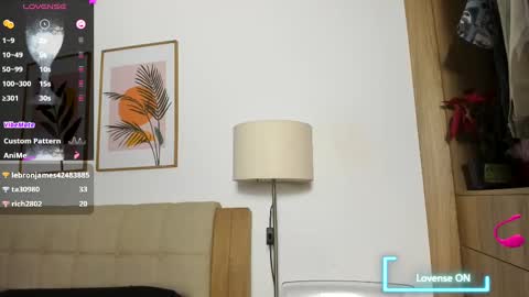 Soy Ash online show from October 25, 11:22 pm