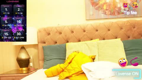 Ashley online show from February 20, 10:32 pm