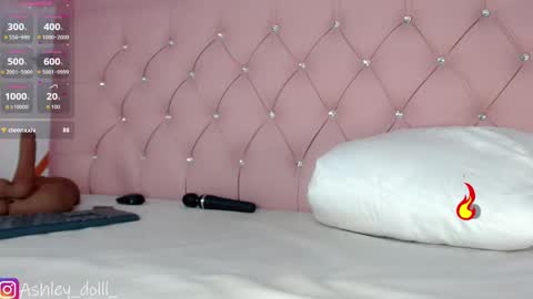 Snapshot of ashley_dolll chatting on October 8, 1:54 am Ashley online show from October 8, 1:54 am