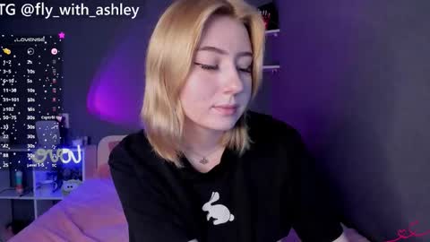 ashley_fly online show from September 21, 7:07 am