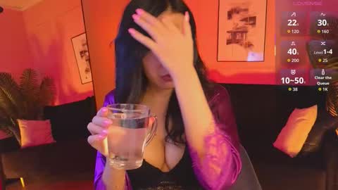 Ashley online show from November 17, 9:37 pm