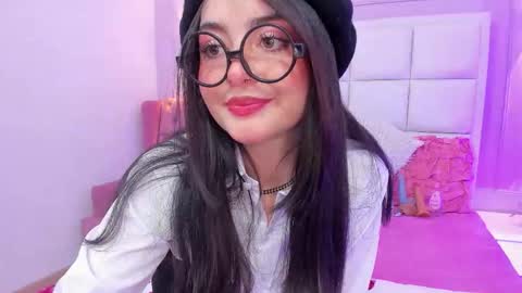 ashley_petit online show from February 6, 12:41 pm