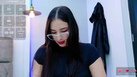 Snapshot of ashleyevans21 chatting on September 13, 8:17 pm Ashley Evans online show from September 13, 8:17 pm