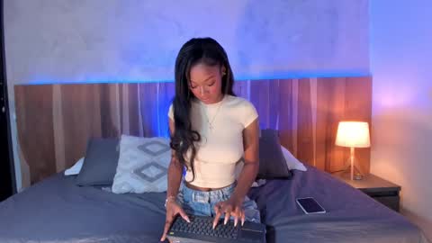 Snapshot of ashleysantoss chatting on October 9, 4:16 am Ashley Santoss online show from October 9, 4:16 am