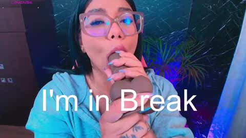 Snapshot of ashleyy18__ chatting on October 20, 3:09 am Ashleyy18 online show from October 20, 3:09 am