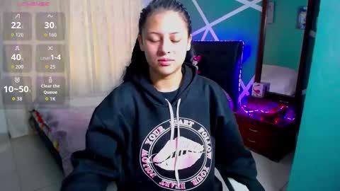 Snapshot of ashly_little2 chatting on October 6, 12:11 pm Ashly online show from October 6, 12:11 pm
