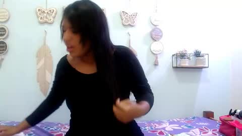 ashly online show from November 8, 2:16 am