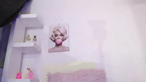  Ashly online show from March 4, 7:11 pm