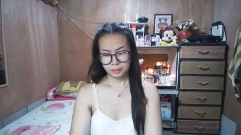 asian_llory online show from September 9, 11:48 pm