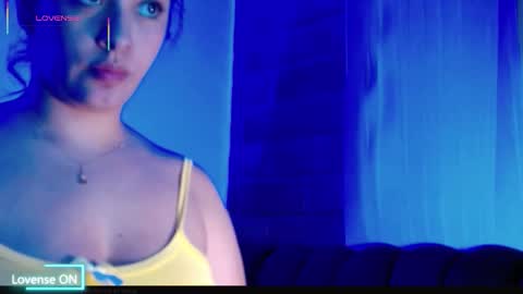 Snapshot of aspenruss chatting on September 13, 9:23 pm online show from September 13, 9:23 pm