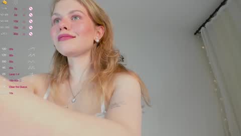 Snapshot of ass_latte chatting on January 27, 2:20 am Sasha online show from January 27, 2:20 am