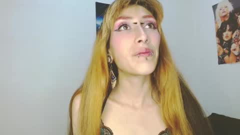 Asterothxznikki online show from January 11, 2:38 am