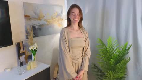 Snapshot of astridweickum chatting on September 18, 4:22 am Kate online show from September 18, 4:22 am