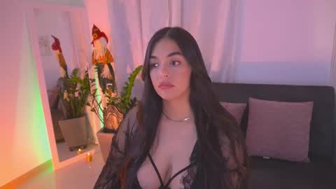 Snapshot of atena676 chatting on October 10, 2:16 am atena676 online show from October 10, 2:16 am