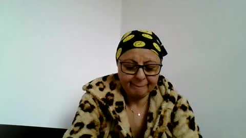 atikaarea online show from November 15, 11:00 am