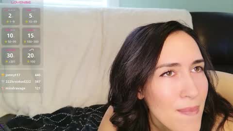 audradeer online show from December 3, 3:25 pm