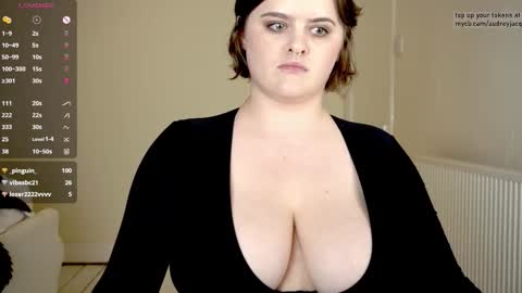 Audrey Jacq online show from September 19, 7:46 pm