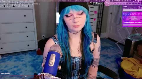 Snapshot of auragotchi chatting on October 11, 1:32 am Aurora  Aura online show from October 11, 1:32 am