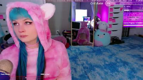 Snapshot of auragotchi chatting on October 25, 3:25 am Aurora  Aura online show from October 25, 3:25 am