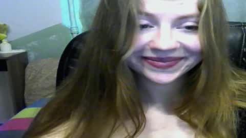 Aurelia World online show from December 19, 2:31 pm