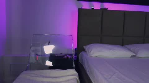 Aurora online show from April 18, 9:48 pm