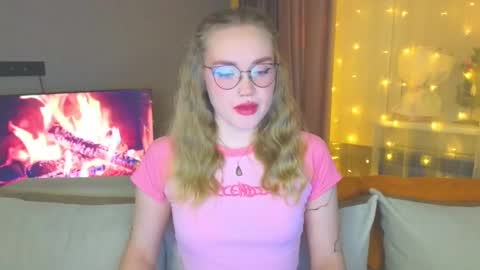 Kate online show from December 24, 3:37 pm