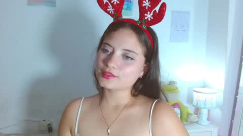 Snapshot of aurora_lenovic chatting on December 23, 5:54 pm aurora_lenovic online show from December 23, 5:54 pm