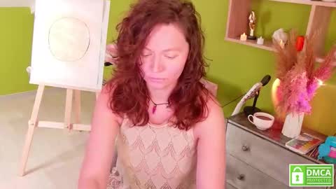 auroraborealis__ online show from December 3, 9:55 am